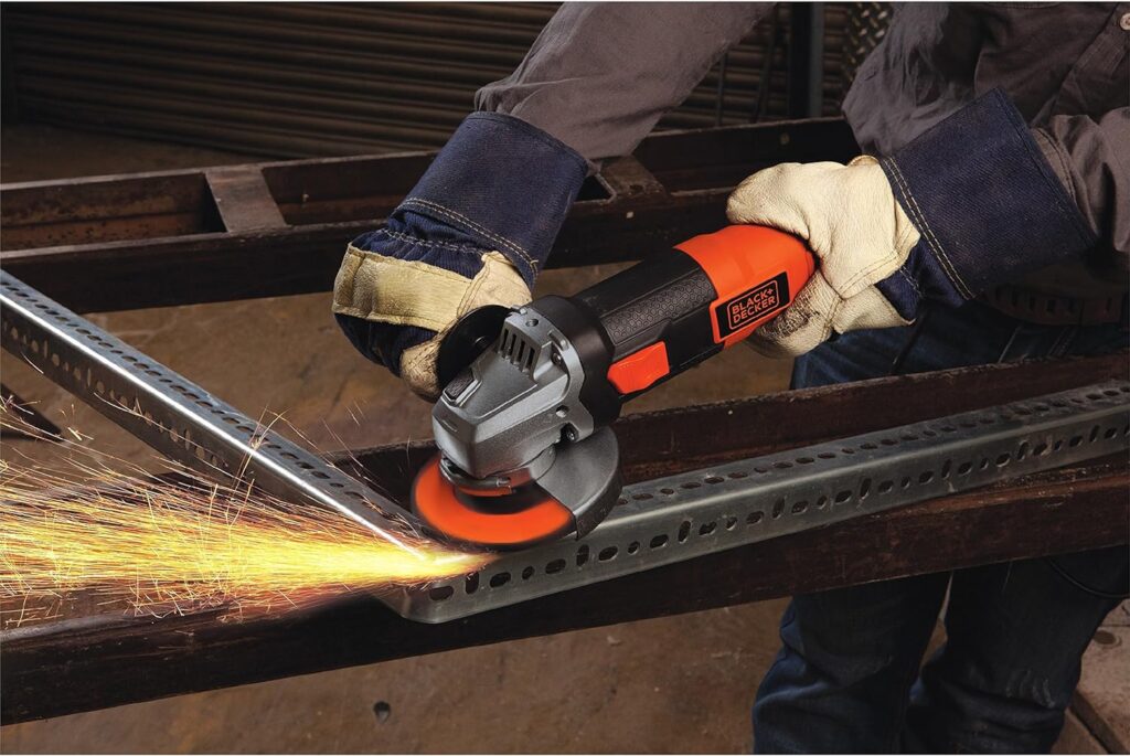 BLACK+DECKER Angle Grinder Tool, 4-1/2-Inch, 6 Amp (BDEG400)