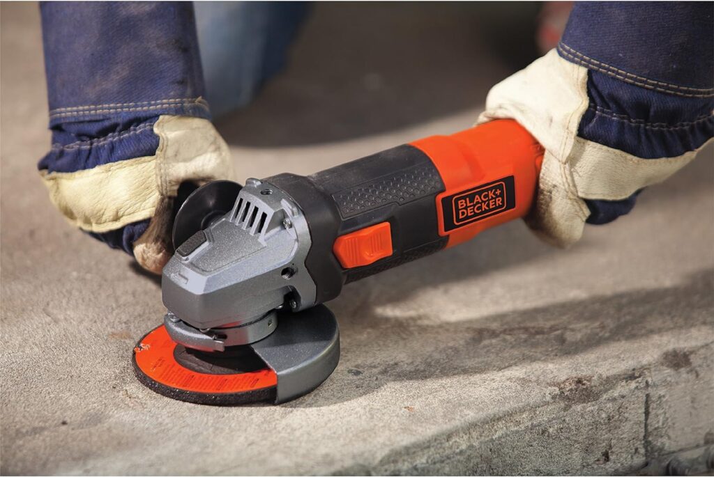 BLACK+DECKER Angle Grinder Tool, 4-1/2-Inch, 6 Amp (BDEG400)